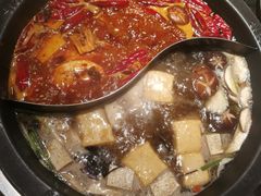 -井格重庆火锅(临平银泰城店)