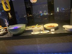 -唐拉雅秀酒店-西锦汇空中BBQ·思创餐厅