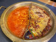 -沸炉重庆老火锅(军事博物馆店)