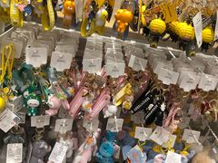 -名创优品(惠州华贸购物中心店)