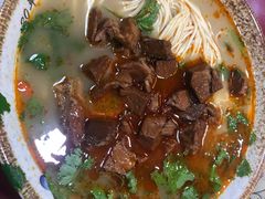 -金杨拉面王小吃面馆·牛三宝面·红烧牛肉粉