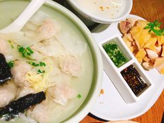 招牌鲜虾小馄饨-苏小柳手工点心(人民广场分院)