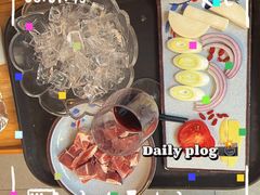 -毛辣果·贵州红酸汤牛肉火锅(西单店)