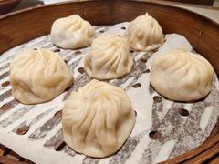 鲜味蟹粉小笼包-广州酒家(文昌总店)