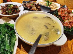 -隔壁老王·家常云南菜(花巷店)