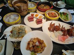-蝴蝶里·粤菜·点心(滨江龙湖店)