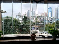 -包整·丝娃娃(一览甲秀楼风景店)