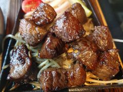 铁锄牛排-穹六人间 people 6(岳阳路店)