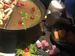 -湊湊火锅·茶憩(新中关购物中心店)