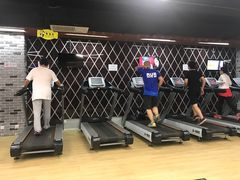 跑步机-波士顿游泳健身会所(定福庄店)