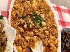 -洪霞餐馆·川菜·鲜货现炒(两江春城店)