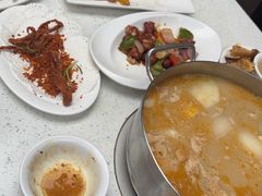 -肥仔文澳门猪骨煲(南京西路店)
