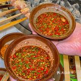 成都超正宗地道的西昌火盆烤肉就在这！