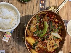 -成都你六姐·牛肉冒菜(上海环宇荟店)