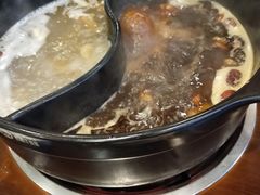 -亿诣蝎府炸酱面羊蝎子火锅(酷车小镇店)