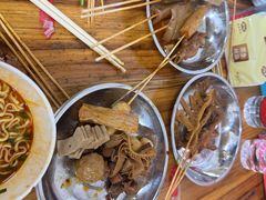 -卫卫麻辣烫(建设新村路店)