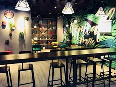 皇茶-汇吃汇喝美食街(上海建发浦悦荟广场店)