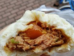咸蛋黄超人包-老陶包子铺(南大西南村店)