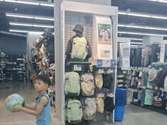 -迪卡侬(大英山店)