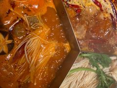 -小龙坎火锅(湖滨银泰in77店)