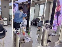 -藤野造型烫发染发