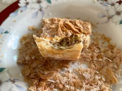 -红宝石·鲜奶小方·海派西点房(联洋店)