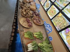 -年辉渔村·非遗传承餐厅(新丰江店)