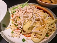 -麻六记(凤凰汇店)