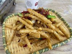 -江城燕子大排档(江汉路步行街店)