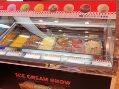 -红宝石·鲜奶小方·海派西点房(南丹店)