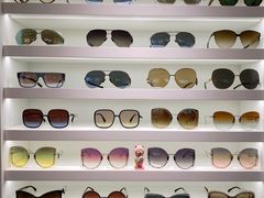 -目艮眼镜SHOWROOM(品牌集合店)