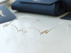 -目艮眼镜SHOWROOM(品牌集合店)