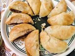 玫瑰鲜花饼-云海肴·汽锅鸡·云南菜(美罗城店)