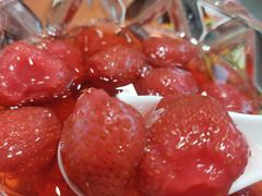 草莓罐头-满兴咱妈烀饼铁锅炖(兰州北街店)