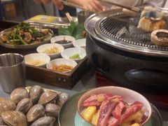 -围炉肉舍•炭烤活鳗•丹东海鲜烤肉(步行街店)