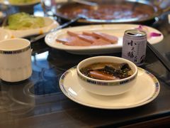 -小天鹅火锅·一线江景洪鼎旗舰店(洪崖洞店)