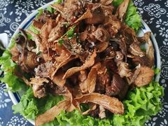 -八两八金·莱芜特色炒鸡(市南漳浦路店)