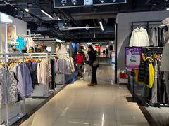 -燕莎奥特莱斯购物中心