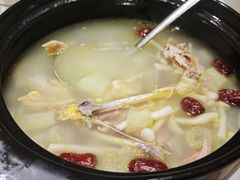 -品悦酒店(三林古镇店)