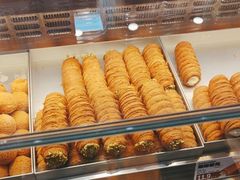 -读酥世家(松江新城地铁站店)