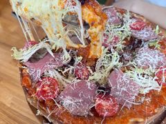 -Dragon Pizza•圆脸龙披萨·牛排餐厅
