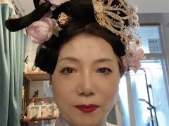 -翩若国风汉服体验馆