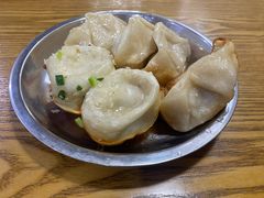 -黄阿姨锅贴大王(万航渡路店)