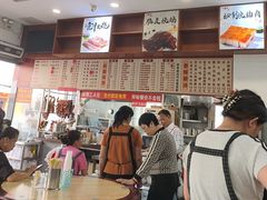-香辉食馆(新兴路店)