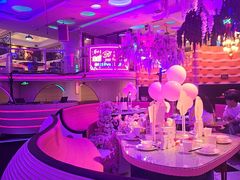 -巴特餐饮6加1音乐餐吧·新疆菜