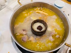 -朴小妹人参鸡汤火锅(长白山万达店)