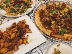 回民馕包鸡-阿拉丁新疆风味餐厅·清真(罗廊巷店)
