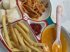 -LED LAND灯堡亲子餐厅(慈溪吾悦广场店)