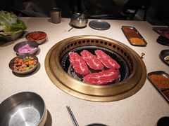 和牛流星肉-Ant 蚂蚁洞烤肉·大营地(上海静安大悦城店)