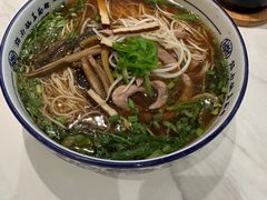 -镇南锅盖面馆(解放路店)